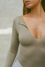 Notched V Neck Long Sleeve