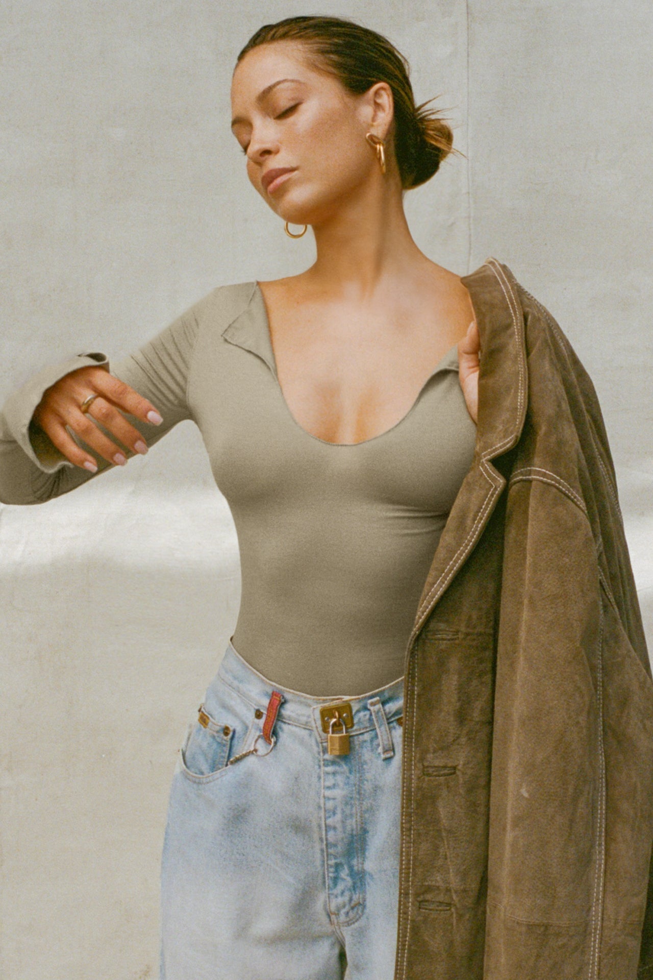 Notched V Neck Long Sleeve