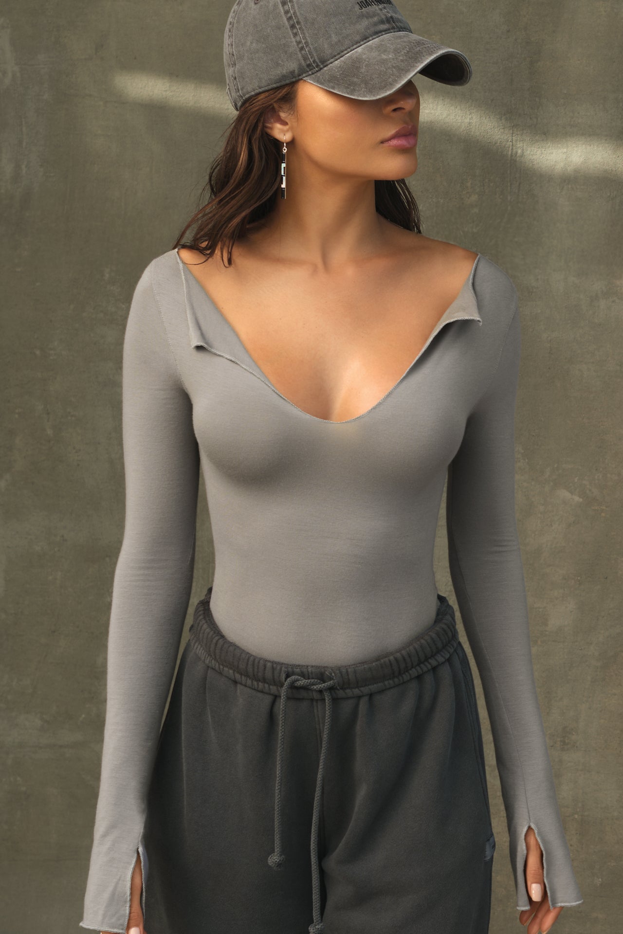 Notched V Neck Long Sleeve
