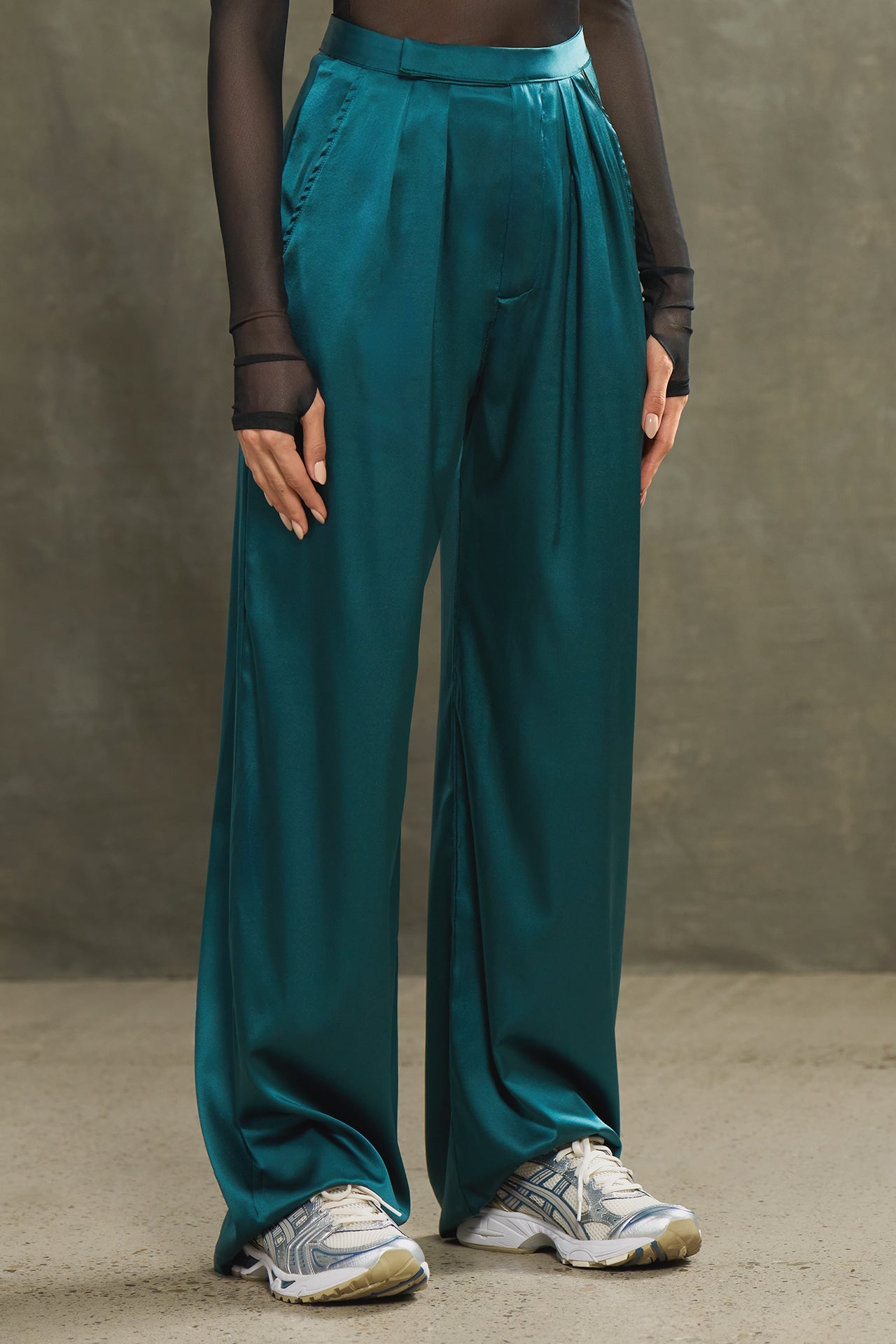 Relaxed Silk Trouser
